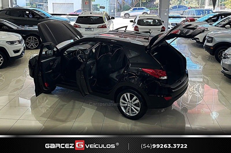 HYUNDAI IX35 2.0 16V 2015/2016 GARCEZ VEÍCULOS BENTO GONÇALVES / Carros no Vale
