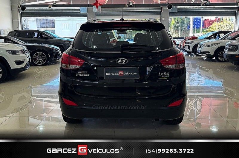 HYUNDAI IX35 2.0 16V 2015/2016 GARCEZ VEÍCULOS BENTO GONÇALVES / Carros no Vale