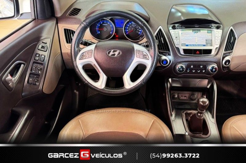 HYUNDAI IX35 2.0 MPI 4X2 16V 2012/2013 GARCEZ VEÍCULOS BENTO GONÇALVES / Carros no Vale