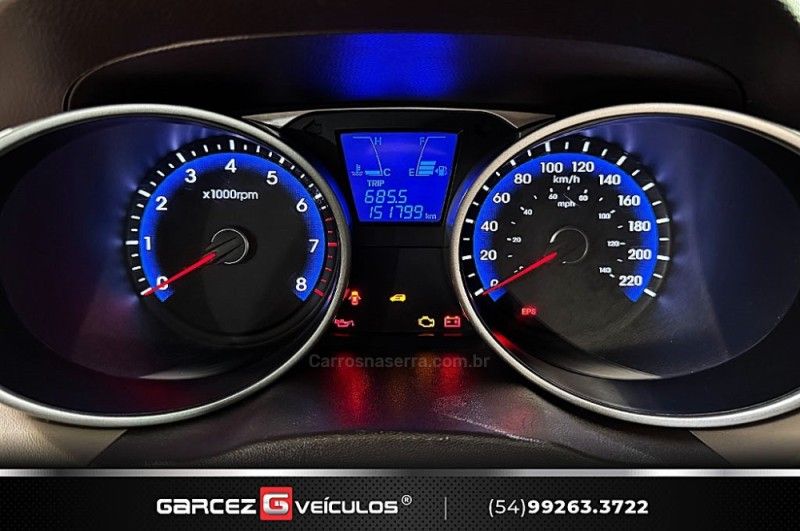 HYUNDAI IX35 2.0 MPI 4X2 16V 2012/2013 GARCEZ VEÍCULOS BENTO GONÇALVES / Carros no Vale