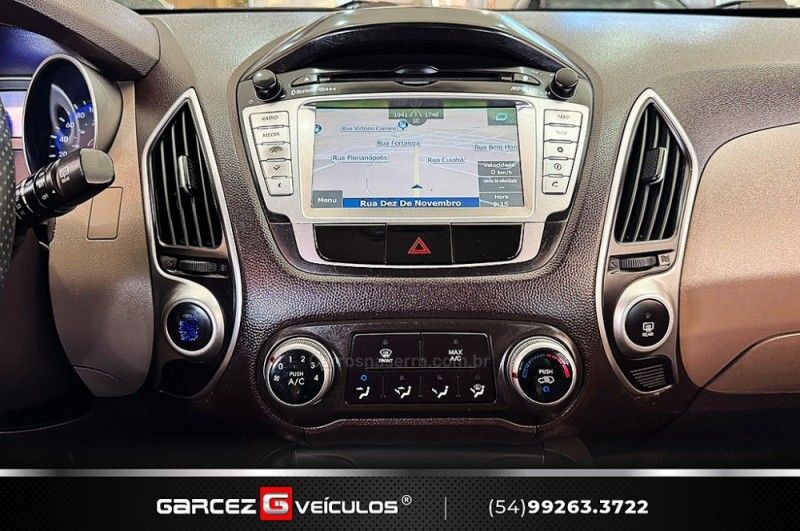 HYUNDAI IX35 2.0 MPI 4X2 16V 2012/2013 GARCEZ VEÍCULOS BENTO GONÇALVES / Carros no Vale