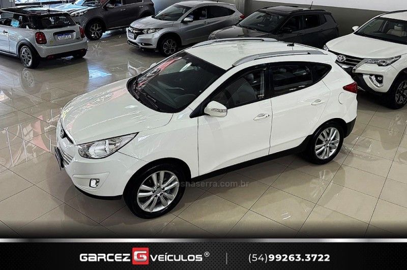 HYUNDAI IX35 2.0 MPI 4X2 16V 2012/2013 GARCEZ VEÍCULOS BENTO GONÇALVES / Carros no Vale