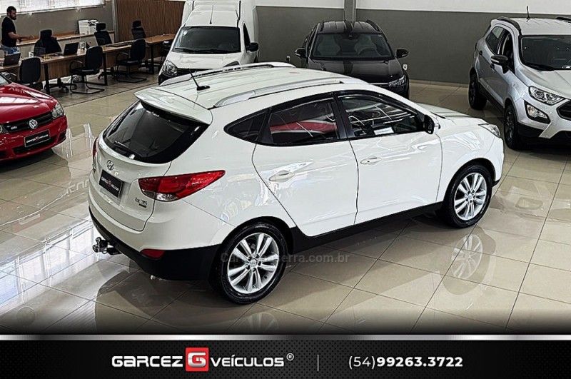 HYUNDAI IX35 2.0 MPI 4X2 16V 2012/2013 GARCEZ VEÍCULOS BENTO GONÇALVES / Carros no Vale