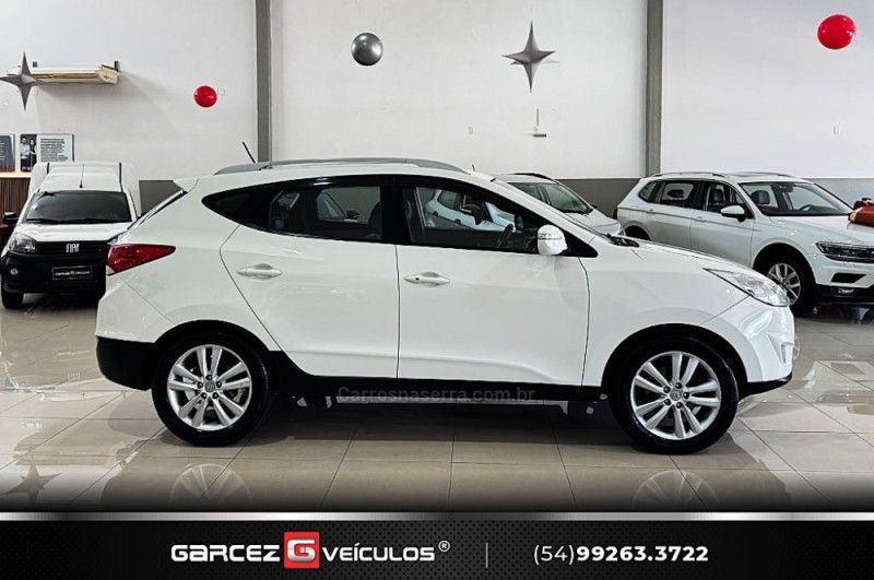 HYUNDAI IX35 2.0 MPI 4X2 16V 2012/2013 GARCEZ VEÍCULOS BENTO GONÇALVES / Carros no Vale