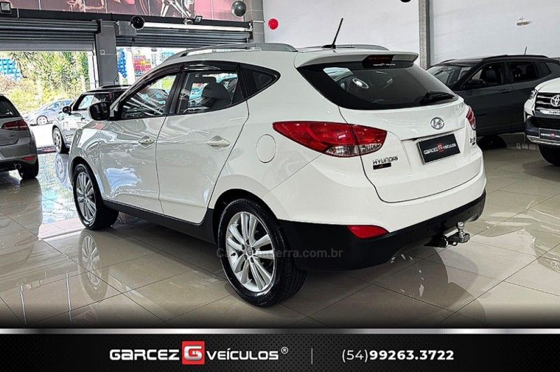 HYUNDAI IX35 2.0 MPI 4X2 16V 2012/2013 GARCEZ VEÍCULOS BENTO GONÇALVES / Carros no Vale