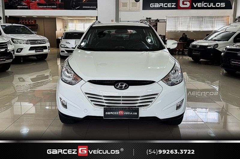 HYUNDAI IX35 2.0 MPI 4X2 16V 2012/2013 GARCEZ VEÍCULOS BENTO GONÇALVES / Carros no Vale