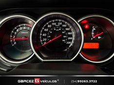NISSAN TIIDA 1.8 SL 16V 2010/2011 GARCEZ VEÍCULOS BENTO GONÇALVES / Carros no Vale