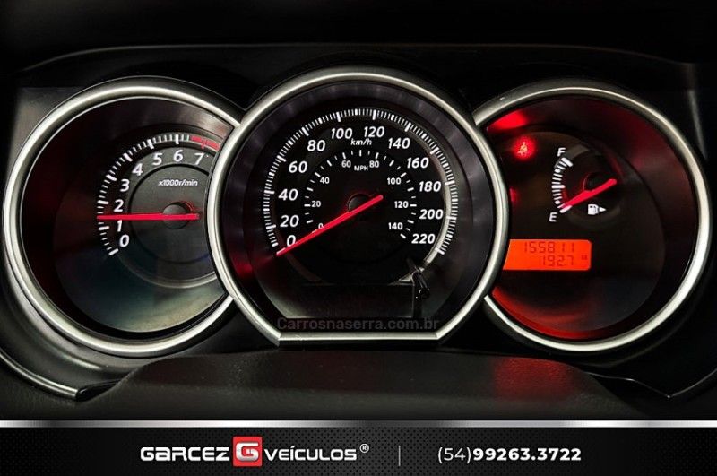 NISSAN TIIDA 1.8 SL 16V 2010/2011 GARCEZ VEÍCULOS BENTO GONÇALVES / Carros no Vale NISSAN TIIDA 1.8 SL 16V 2010/2011 GARCEZ VEÍCULOS BENTO GONÇALVES / Carros no Vale
