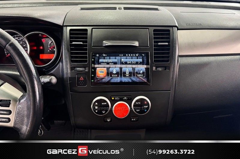 NISSAN TIIDA 1.8 SL 16V 2010/2011 GARCEZ VEÍCULOS BENTO GONÇALVES / Carros no Vale NISSAN TIIDA 1.8 SL 16V 2010/2011 GARCEZ VEÍCULOS BENTO GONÇALVES / Carros no Vale