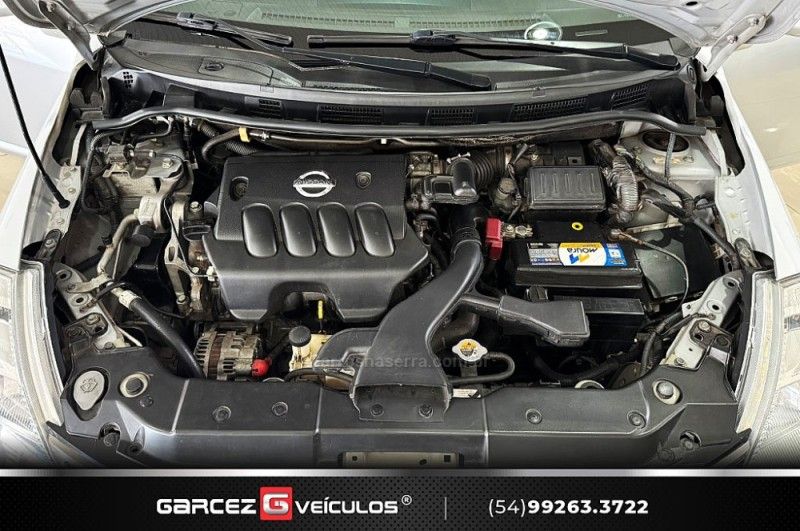 NISSAN TIIDA 1.8 SL 16V 2010/2011 GARCEZ VEÍCULOS BENTO GONÇALVES / Carros no Vale NISSAN TIIDA 1.8 SL 16V 2010/2011 GARCEZ VEÍCULOS BENTO GONÇALVES / Carros no Vale