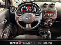 NISSAN VERSA 1.6 16V SL 2014/2014 GARCEZ VEÍCULOS BENTO GONÇALVES / Carros no Vale