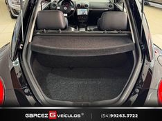 VOLKSWAGEN NEW BEETLE 2.0 MI 8V TIPTRONIC 2008/2008 GARCEZ VEÍCULOS BENTO GONÇALVES / Carros no Vale