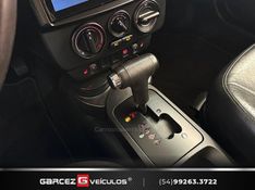 VOLKSWAGEN NEW BEETLE 2.0 MI 8V TIPTRONIC 2008/2008 GARCEZ VEÍCULOS BENTO GONÇALVES / Carros no Vale