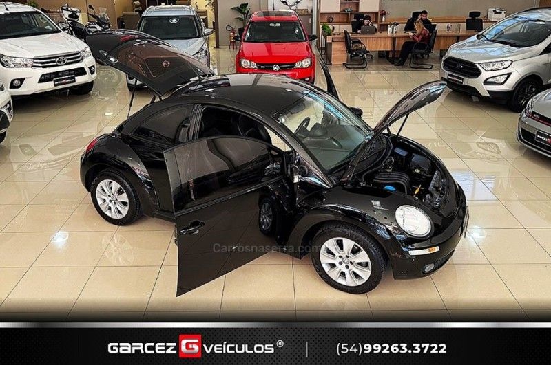 VOLKSWAGEN NEW BEETLE 2.0 MI 8V TIPTRONIC 2008/2008 GARCEZ VEÍCULOS BENTO GONÇALVES / Carros no Vale VOLKSWAGEN NEW BEETLE 2.0 MI 8V TIPTRONIC 2008/2008 GARCEZ VEÍCULOS BENTO GONÇALVES / Carros no Vale