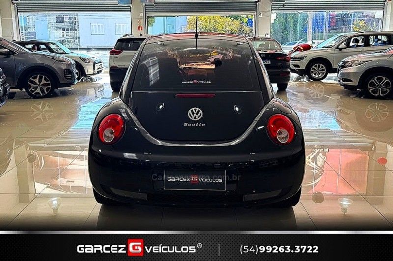 VOLKSWAGEN NEW BEETLE 2.0 MI 8V TIPTRONIC 2008/2008 GARCEZ VEÍCULOS BENTO GONÇALVES / Carros no Vale VOLKSWAGEN NEW BEETLE 2.0 MI 8V TIPTRONIC 2008/2008 GARCEZ VEÍCULOS BENTO GONÇALVES / Carros no Vale
