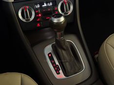 AUDI Q3 2.0 TFSI QUATTRO S TRONIC 2014/2014 GRIFFCAR MULTIMARCAS DOIS IRMÃOS / Carros no Vale