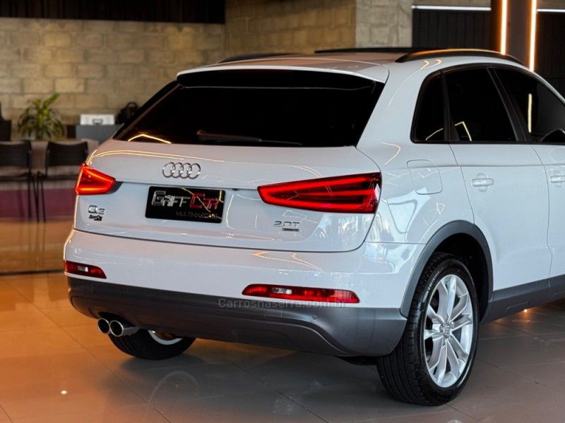 AUDI Q3 2.0 TFSI QUATTRO S TRONIC 2014/2014 GRIFFCAR MULTIMARCAS DOIS IRMÃOS / Carros no Vale