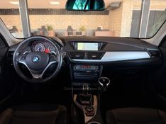 BMW X1 2.0 SDRIVE20I M SPORT ACTIVEFLEX 25 ANOS 16V TURBO 2015/2015 GRIFFCAR MULTIMARCAS DOIS IRMÃOS / Carros no Vale