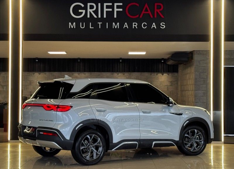 BYD YUAN PRO 45,1 KW ELÉTRICO 2025/2025 GRIFFCAR MULTIMARCAS DOIS IRMÃOS / Carros no Vale