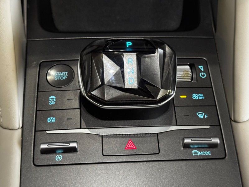 BYD YUAN PRO 45,1 KW ELÉTRICO 2025/2025 GRIFFCAR MULTIMARCAS DOIS IRMÃOS / Carros no Vale