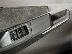 CHEVROLET AGILE 1.4 MPFI LTZ 8V 2013/2013 GRIFFCAR MULTIMARCAS DOIS IRMÃOS / Carros no Vale