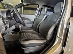CHEVROLET AGILE 1.4 MPFI LTZ 8V 2013/2013 GRIFFCAR MULTIMARCAS DOIS IRMÃOS / Carros no Vale