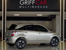 CHEVROLET AGILE 1.4 MPFI LTZ 8V 2013/2013 GRIFFCAR MULTIMARCAS DOIS IRMÃOS / Carros no Vale