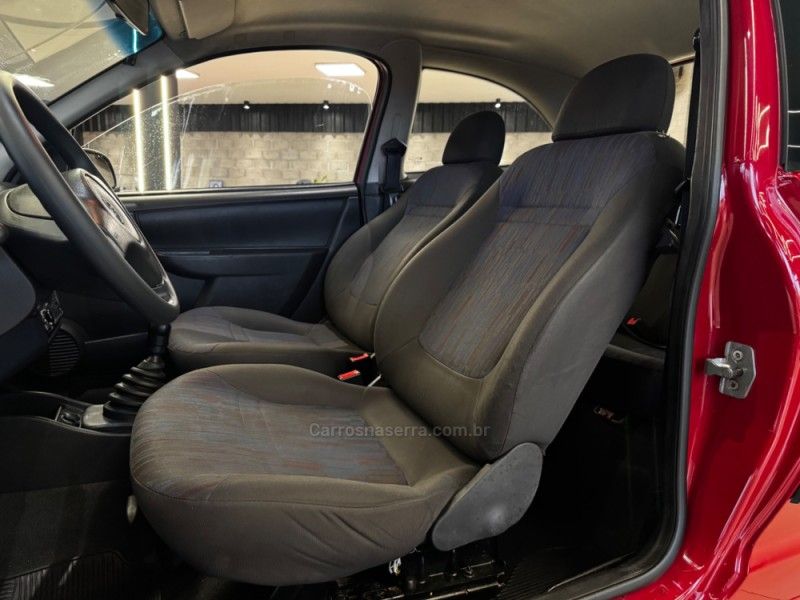 CHEVROLET CELTA 1.0 MPFI SPIRIT 8V 2011/2011 GRIFFCAR MULTIMARCAS DOIS IRMÃOS / Carros no Vale CHEVROLET CELTA 1.0 MPFI SPIRIT 8V 2011/2011 GRIFFCAR MULTIMARCAS DOIS IRMÃOS / Carros no Vale