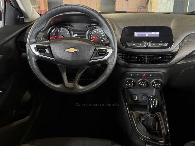 CHEVROLET ONIX 1.0 12V 2022/2023 GRIFFCAR MULTIMARCAS DOIS IRMÃOS / Carros no Vale CHEVROLET ONIX 1.0 12V 2022/2023 GRIFFCAR MULTIMARCAS DOIS IRMÃOS / Carros no Vale