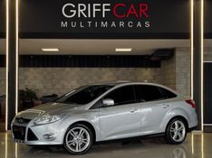 FORD FOCUS 2.0 16V 2014/2014 GRIFFCAR MULTIMARCAS DOIS IRMÃOS / Carros no Vale