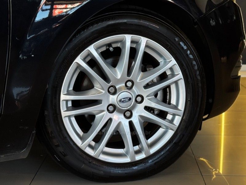FORD FOCUS 2.0 GHIA 16V 2010/2011 GRIFFCAR MULTIMARCAS DOIS IRMÃOS / Carros no Vale FORD FOCUS 2.0 GHIA 16V 2010/2011 GRIFFCAR MULTIMARCAS DOIS IRMÃOS / Carros no Vale