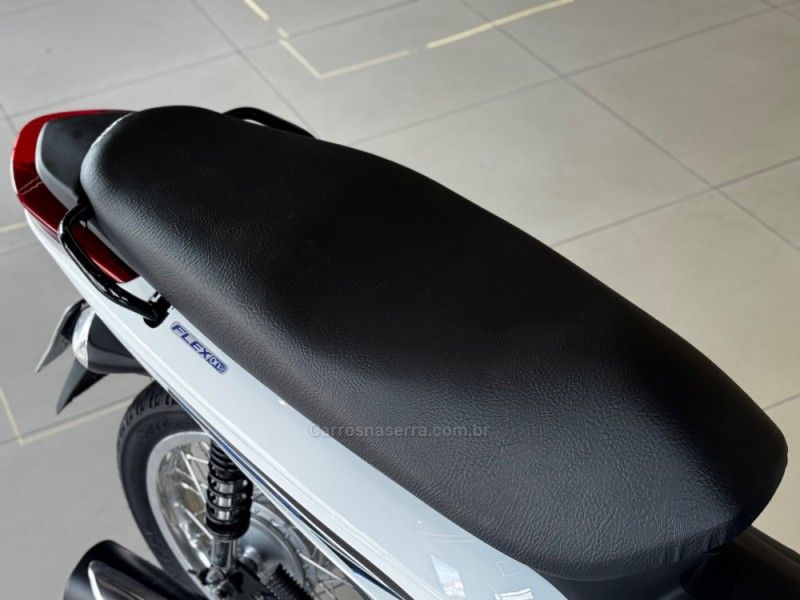 Honda Motos BIZ 125 ES 2012/2012 GRIFFCAR MULTIMARCAS DOIS IRMÃOS / Carros no Vale