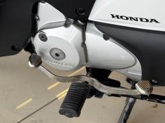 Honda Motos BIZ 125 ES 2012/2012 GRIFFCAR MULTIMARCAS DOIS IRMÃOS / Carros no Vale
