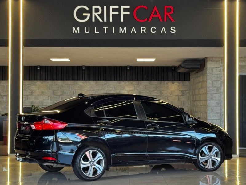 HONDA CITY 1.5 LX 16V 2017/2017 GRIFFCAR MULTIMARCAS DOIS IRMÃOS / Carros no Vale HONDA CITY 1.5 LX 16V 2017/2017 GRIFFCAR MULTIMARCAS DOIS IRMÃOS / Carros no Vale