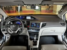 HONDA CIVIC 2.0 LXR 16V 2014/2014 GRIFFCAR MULTIMARCAS DOIS IRMÃOS / Carros no Vale