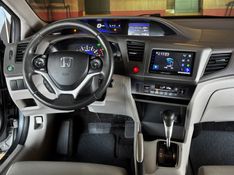 HONDA CIVIC 2.0 LXR 16V 2014/2014 GRIFFCAR MULTIMARCAS DOIS IRMÃOS / Carros no Vale