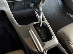HONDA CIVIC 2.0 LXR 16V 2014/2014 GRIFFCAR MULTIMARCAS DOIS IRMÃOS / Carros no Vale