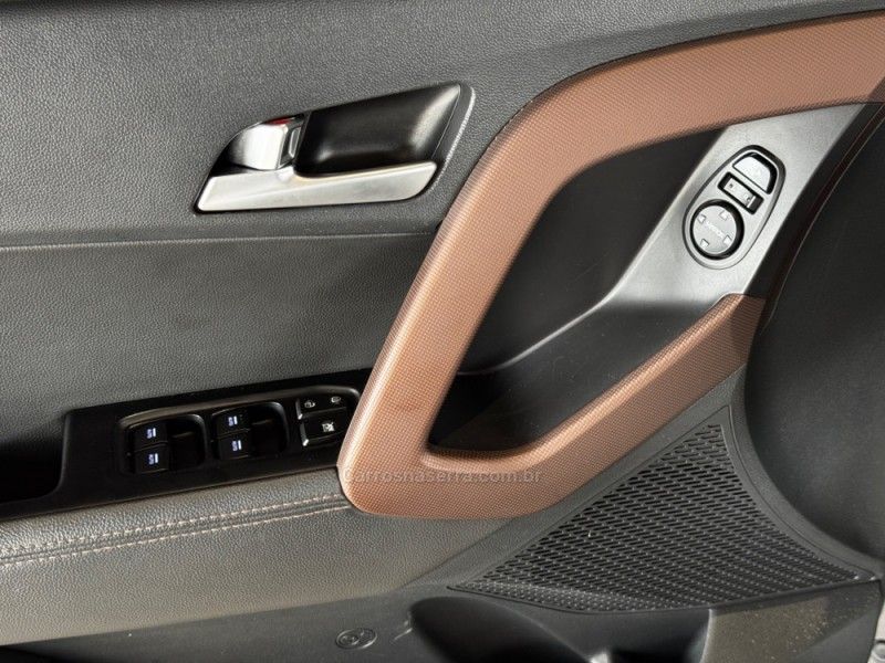 HYUNDAI CRETA 2.0 16V PRESTIGE 2018/2019 GRIFFCAR MULTIMARCAS DOIS IRMÃOS / Carros no Vale