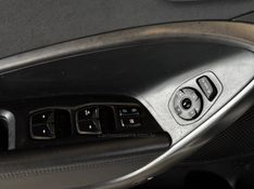 HYUNDAI SANTA FÉ 3.3 MPFI 4X4 V6 270CV 2015/2016 GRIFFCAR MULTIMARCAS DOIS IRMÃOS / Carros no Vale