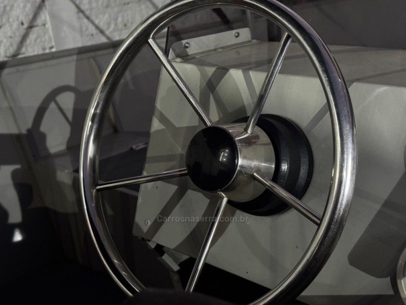 MERCURY LANCHA MOTOR BOAT 2022/2022 GRIFFCAR MULTIMARCAS DOIS IRMÃOS / Carros no Vale