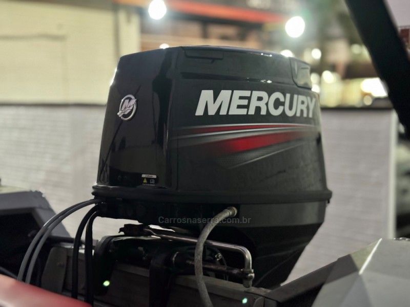 MERCURY LANCHA MOTOR BOAT 2022/2022 GRIFFCAR MULTIMARCAS DOIS IRMÃOS / Carros no Vale