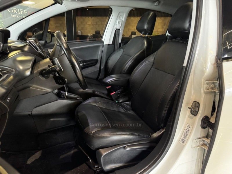 PEUGEOT 208 1.6 GRIFFE 16V 2013/2014 GRIFFCAR MULTIMARCAS DOIS IRMÃOS / Carros no Vale PEUGEOT 208 1.6 GRIFFE 16V 2013/2014 GRIFFCAR MULTIMARCAS DOIS IRMÃOS / Carros no Vale