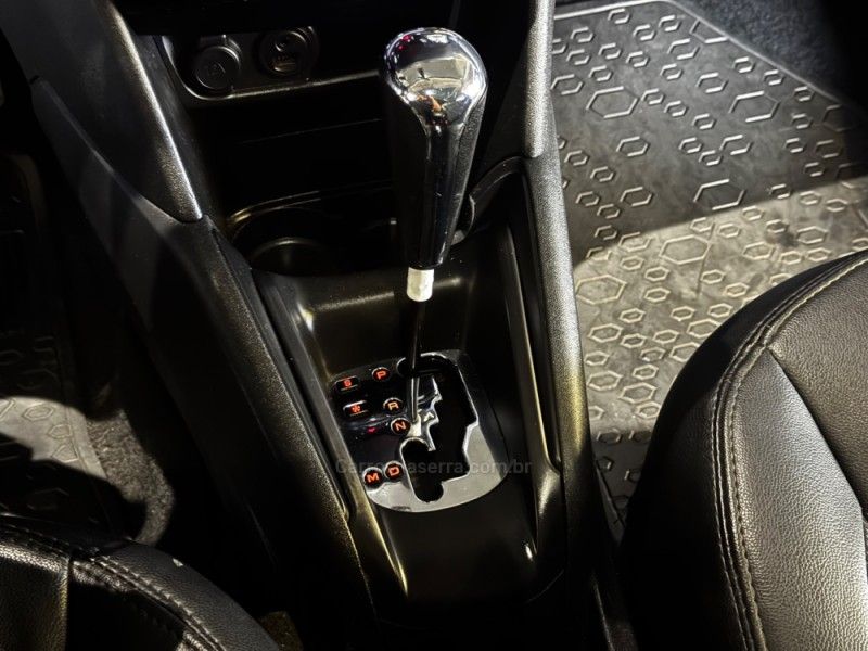 PEUGEOT 208 1.6 GRIFFE 16V 2013/2014 GRIFFCAR MULTIMARCAS DOIS IRMÃOS / Carros no Vale PEUGEOT 208 1.6 GRIFFE 16V 2013/2014 GRIFFCAR MULTIMARCAS DOIS IRMÃOS / Carros no Vale