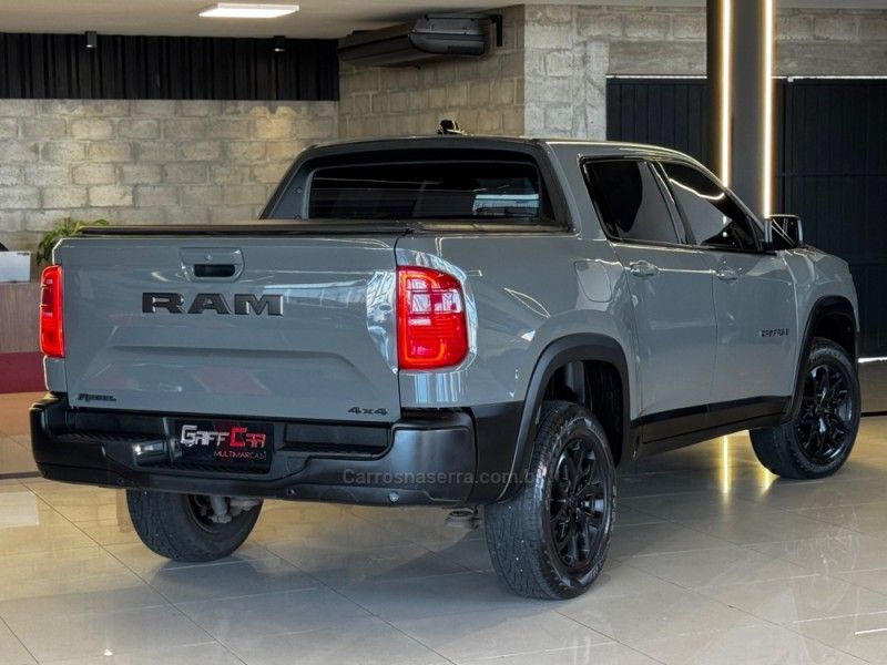 RAM RAMPAGE 2.0 REBEL 4X4 TURBO 2024/2024 GRIFFCAR MULTIMARCAS DOIS IRMÃOS / Carros no Vale RAM RAMPAGE 2.0 REBEL 4X4 TURBO 2024/2024 GRIFFCAR MULTIMARCAS DOIS IRMÃOS / Carros no Vale