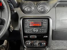 RENAULT DUSTER 2.0 DYNAMIQUE 4X2 16V 2013/2014 GRIFFCAR MULTIMARCAS DOIS IRMÃOS / Carros no Vale