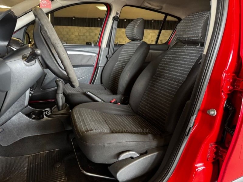 RENAULT SANDERO 1.6 EXPRESSION 8V 2013/2013 GRIFFCAR MULTIMARCAS DOIS IRMÃOS / Carros no Vale RENAULT SANDERO 1.6 EXPRESSION 8V 2013/2013 GRIFFCAR MULTIMARCAS DOIS IRMÃOS / Carros no Vale
