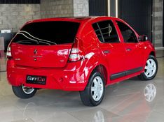 RENAULT SANDERO 1.6 EXPRESSION 8V 2013/2013 GRIFFCAR MULTIMARCAS DOIS IRMÃOS / Carros no Vale