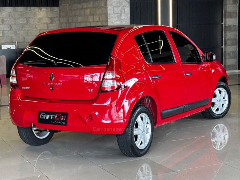 RENAULT SANDERO 1.6 EXPRESSION 8V 2013/2013 GRIFFCAR MULTIMARCAS DOIS IRMÃOS / Carros no Vale RENAULT SANDERO 1.6 EXPRESSION 8V 2013/2013 GRIFFCAR MULTIMARCAS DOIS IRMÃOS / Carros no Vale