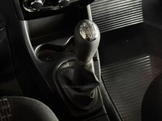 RENAULT SANDERO 1.6 EXPRESSION 8V 2013/2013 GRIFFCAR MULTIMARCAS DOIS IRMÃOS / Carros no Vale