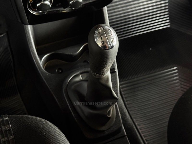 RENAULT SANDERO 1.6 EXPRESSION 8V 2013/2013 GRIFFCAR MULTIMARCAS DOIS IRMÃOS / Carros no Vale RENAULT SANDERO 1.6 EXPRESSION 8V 2013/2013 GRIFFCAR MULTIMARCAS DOIS IRMÃOS / Carros no Vale